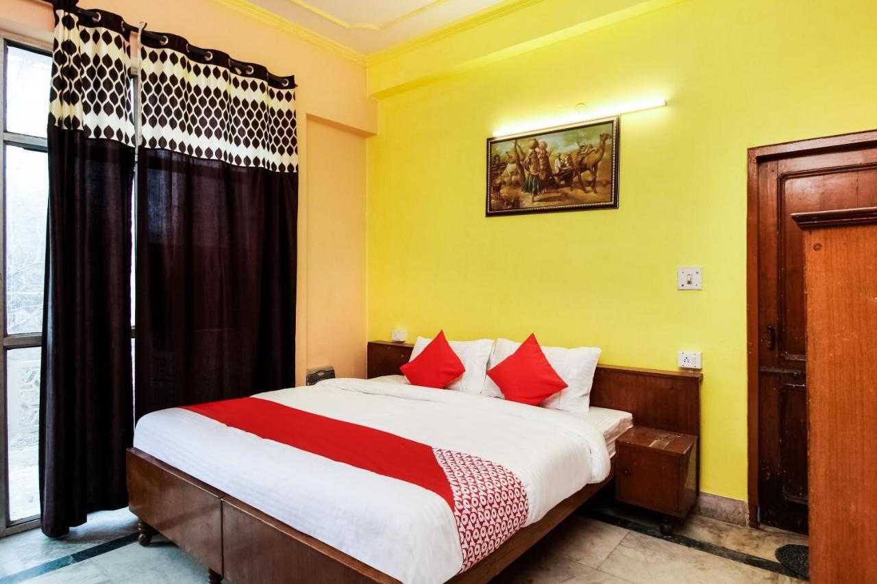 Oyo Hotel Apoorva Deluxe Dzsaipur Kültér fotó
