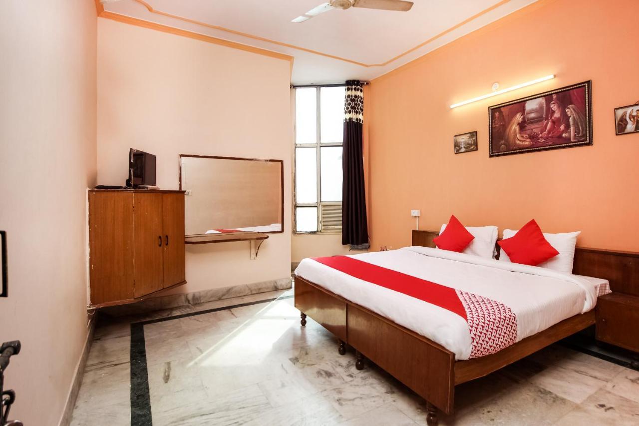 Oyo Hotel Apoorva Deluxe Dzsaipur Kültér fotó